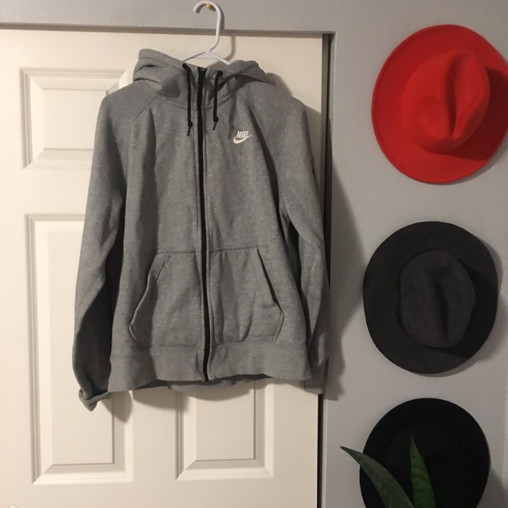 Thick Nike sweatshirt